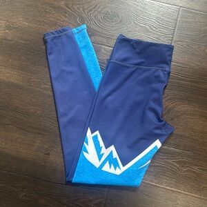 Women’s Blue Moon Mountain Beer Leggings medium Blue